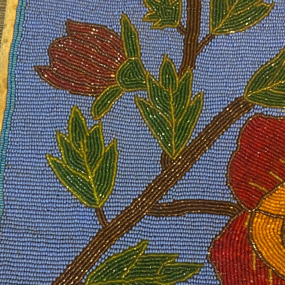 Handmade Vintage Native American Floral Hand Glass Beaded Plateau Tote Roses - Picture 3 of 16